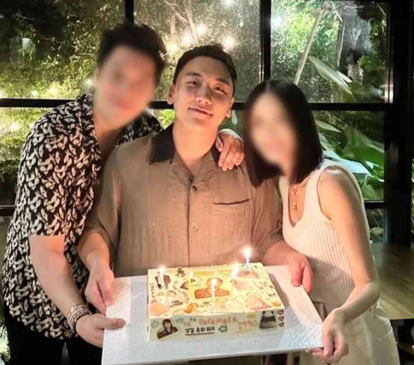 '벌써 1년' 승리, 출소 후 근황에 호화로운 생파 