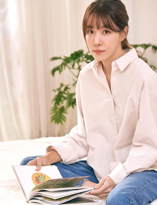 김이나, 정체 알 수 없는 사진 올리고…무슨 일? 
