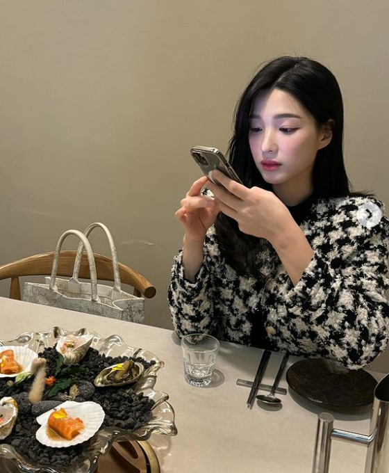 최민환과 이혼한 율희, 아이들 어디 가고 '불금' 근황 